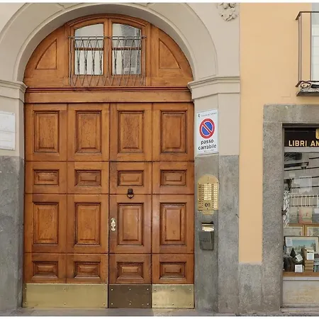 Charm And View On Piazza Carlina - Center